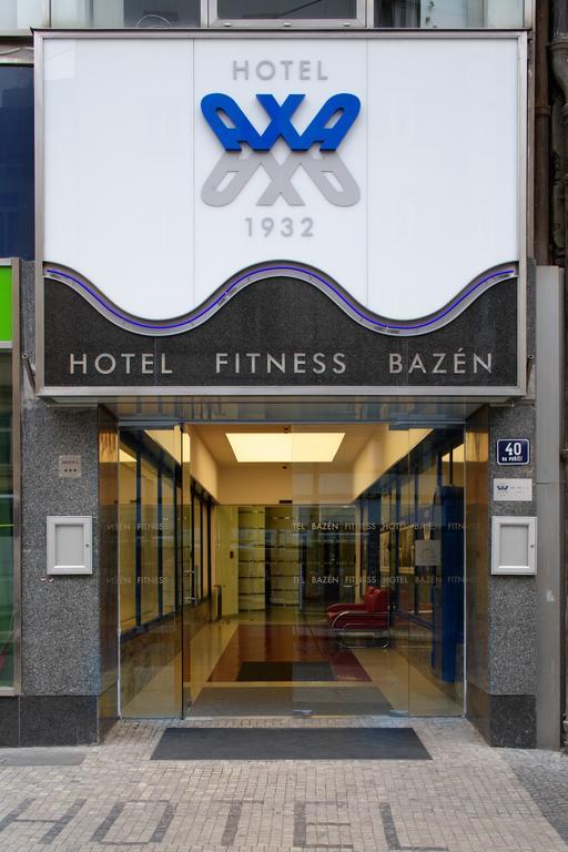 AXA Hotel Praag Buitenkant foto